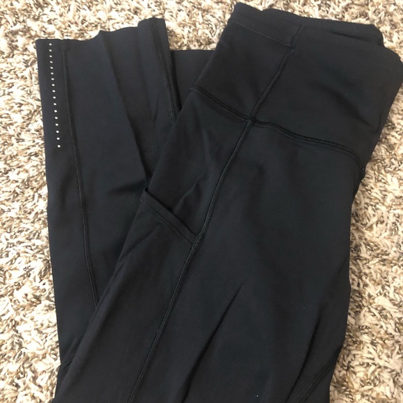 SOLD Lululemon Crops - Picture 3 of 3